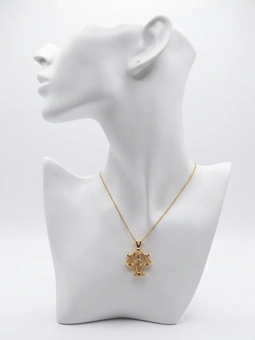 Vintage Avon Libra Zodiac Pendant Necklace - Gold Tone Scales of Justice